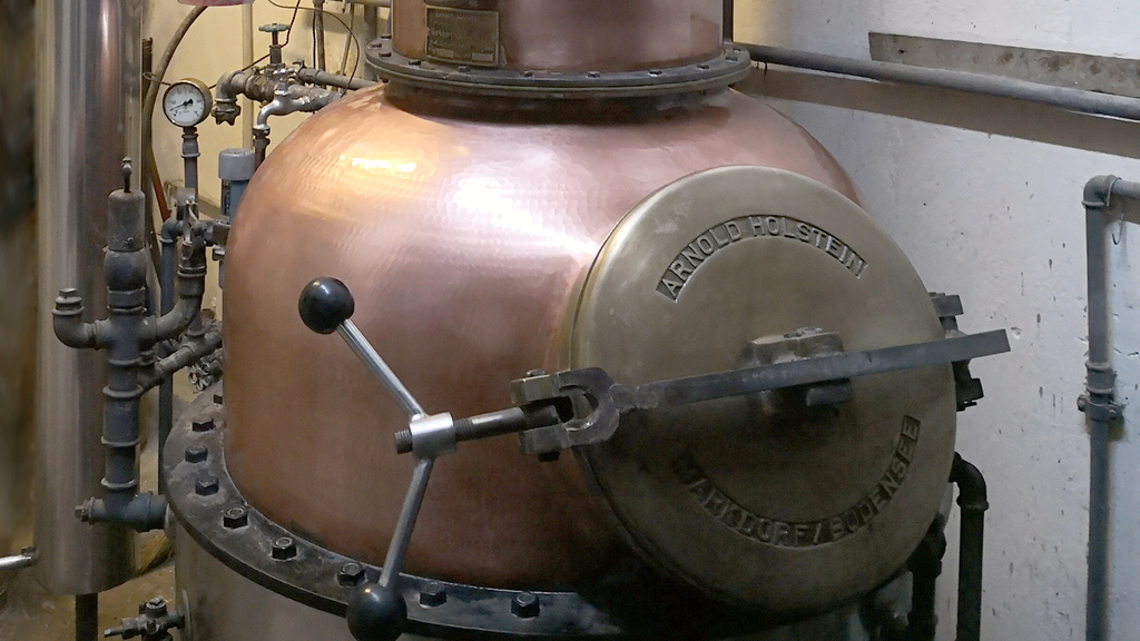 Vergrößerung des Bildes für Frontansicht einer Brennanlage.