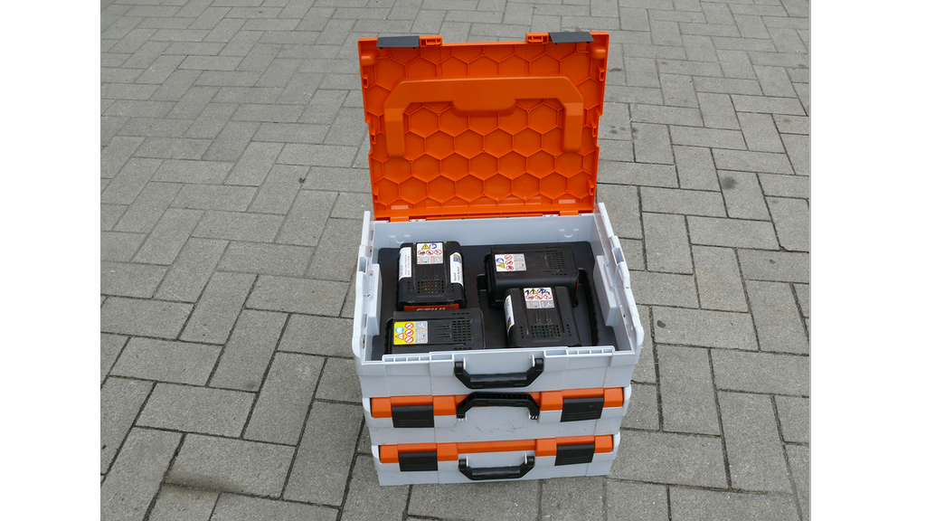 Vergrößerung des Bildes für Transportbox mit Akkus.