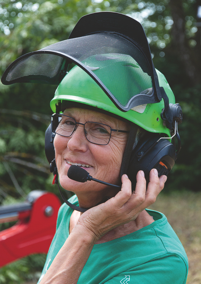 Vergrößerung des Bildes für Kapselgehörschutz mit Funksystem.