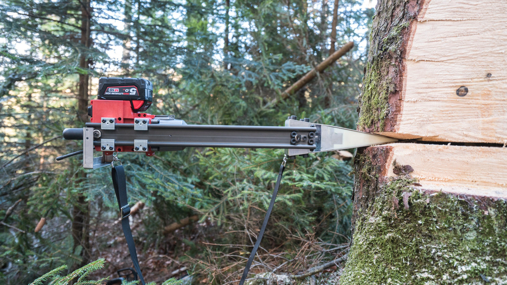Vergrößerung des Bildes für Funkgesteuerter Fällkeil im Baum.
