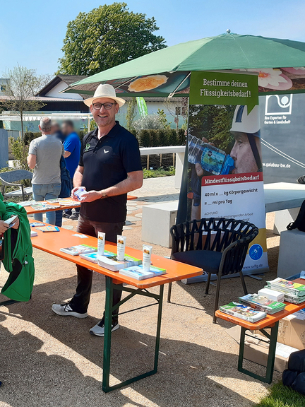 Vergrößerung des Bildes für Beratungsstand zum Thema Sonnenschutz.