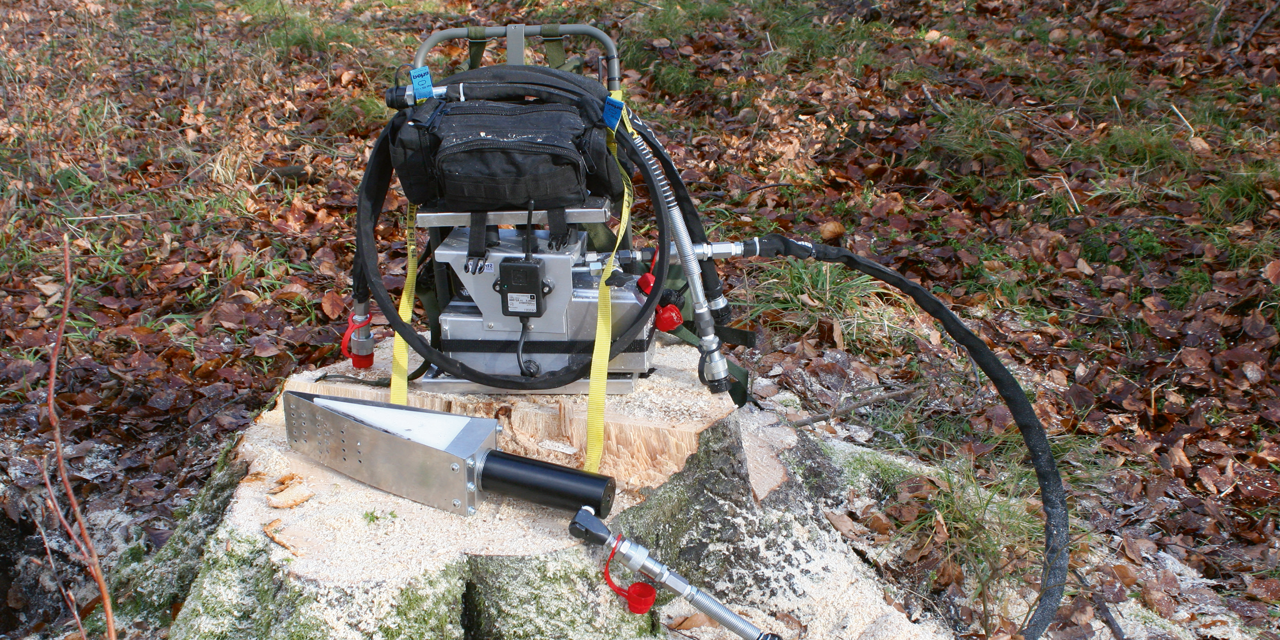 Funkgesteuerter Fällkeil